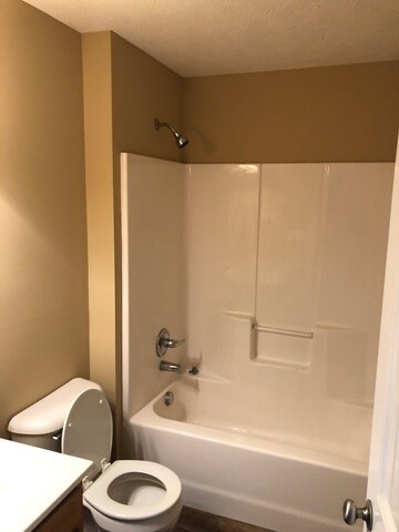 Building Photo - 210 Spring Creek
