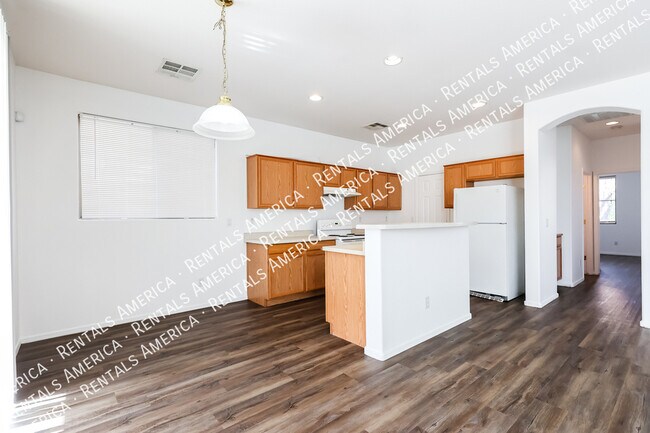 Foto del edificio - 10417 W Windsor Ave