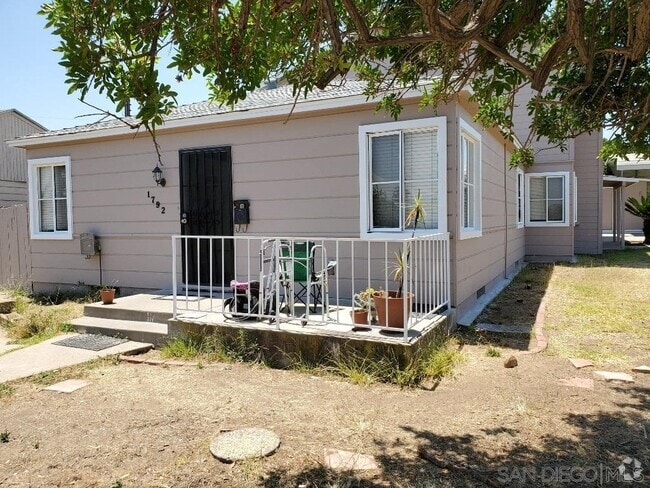 Building Photo - 1792 colfax dr
