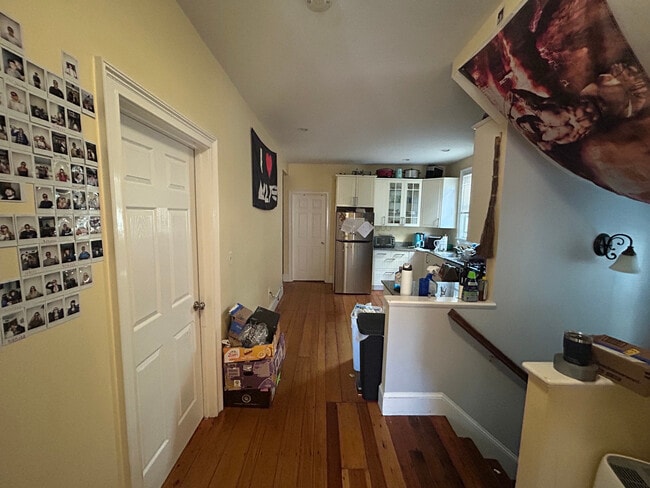 Foto del edificio - 719 Parker St