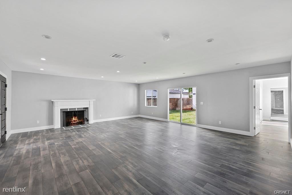 Building Photo - 3 br, 2 bath House - 7747 Wish Ave