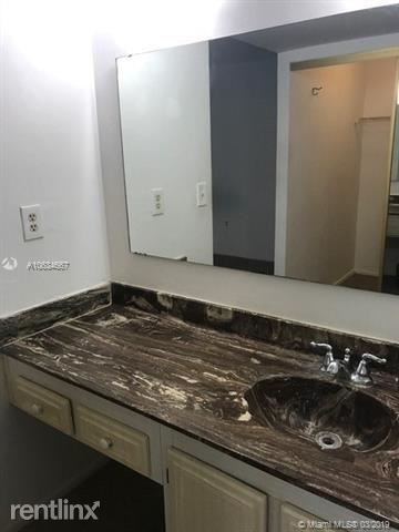 Building Photo - 2 br, 2 bath Apartment - KENDALL GATE CONDO