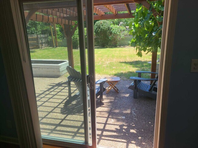 Foto del edificio - 340 N Brookside St