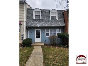 Building Photo - 28 Boileau Ct