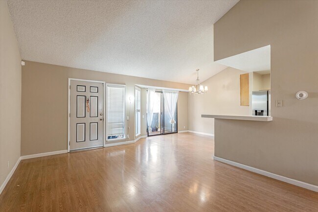 Foto del edificio - 255 Kenbrook Cir
