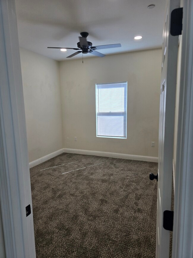 Foto del edificio - 310 Ohio Dr