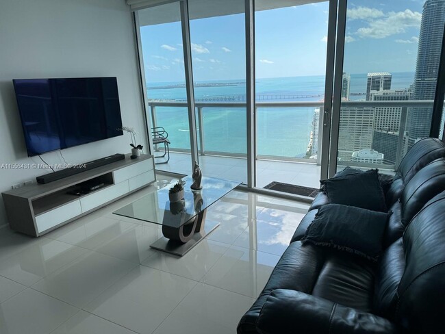 Foto del edificio - 495 Brickell Ave