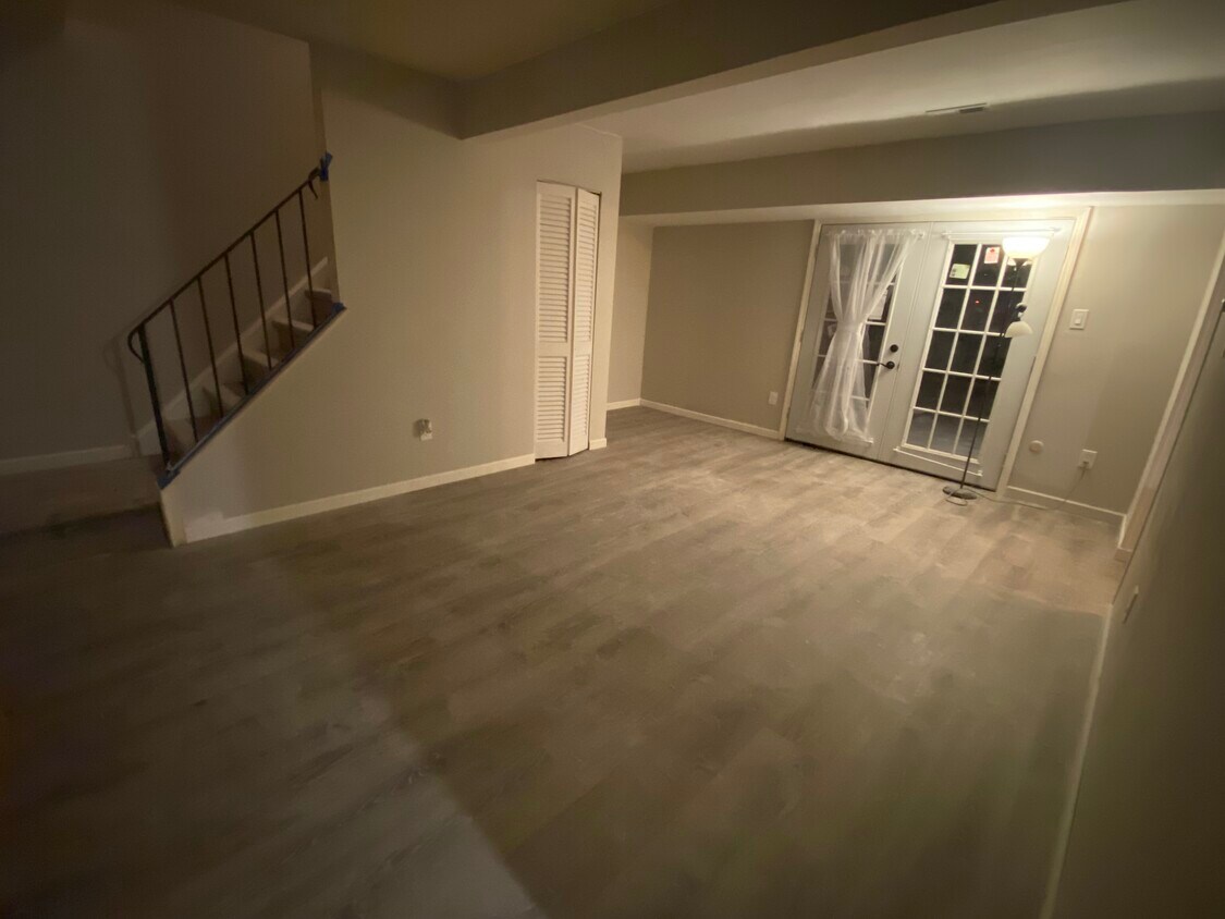 living room - 81 Berkshire Rd