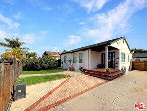 Building Photo - 6462 Teesdale Ave