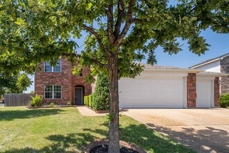 Building Photo - 620 Kingfisher Ln