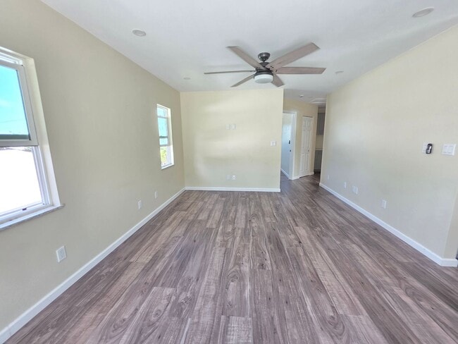 Photo - AVAILABLE NOW! 2 bed, 2 bath, 1 parking Kalaheo Hillside House