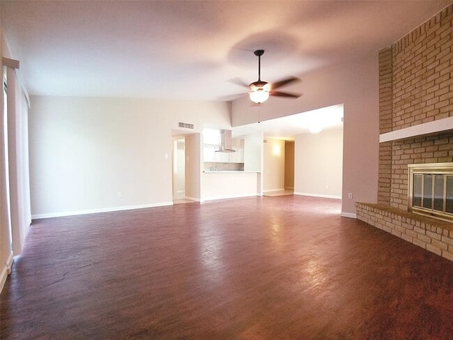 Building Photo - 6927 Tara Dr