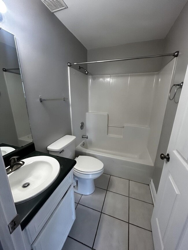 Building Photo - 3094 Layla St