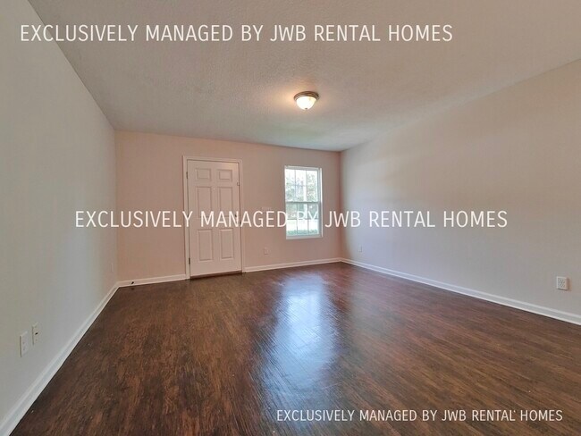 Building Photo - 8401 McGirts Village Ln