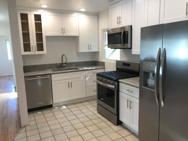 kitchen - 2010 Virginia Ave