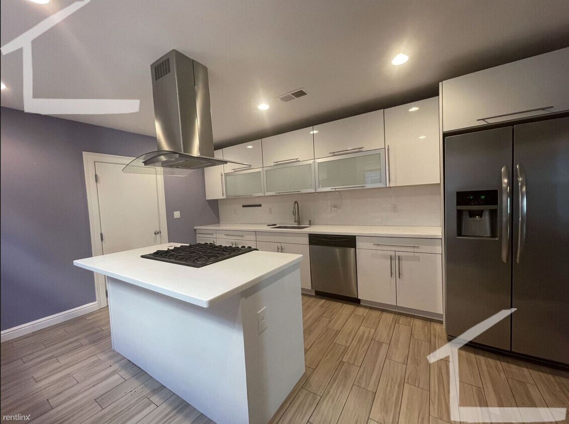 Foto principal - 3 br, 2 bath House - 20 Marie Ave