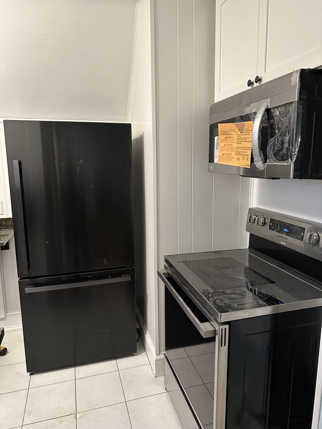 Kitchen - 10 Garden St