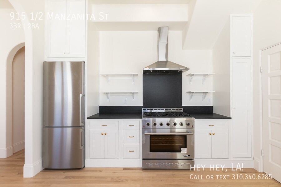 Primary Photo - Silver Lake Spanish Colonial | Three Bedro...
