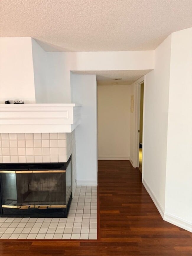 Foto del edificio - Ground Floor 2bed Condo w/ a View!