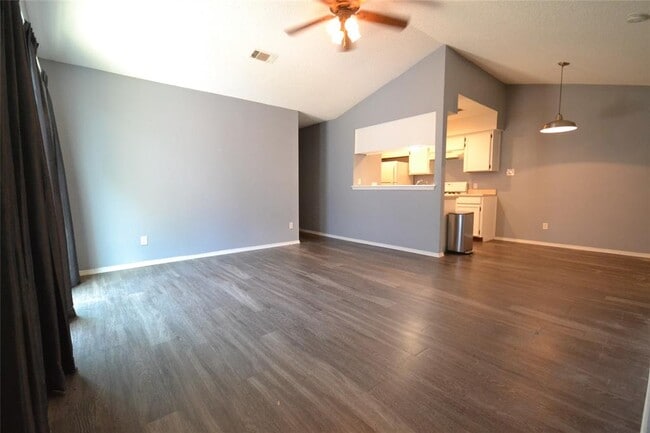 Building Photo - 16114 Windermere Dr