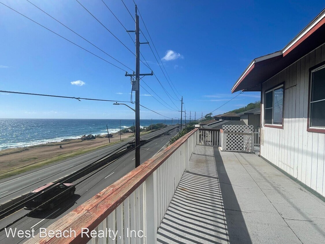 Primary Photo - 2 br, 1 bath House - 87-1320C Makai