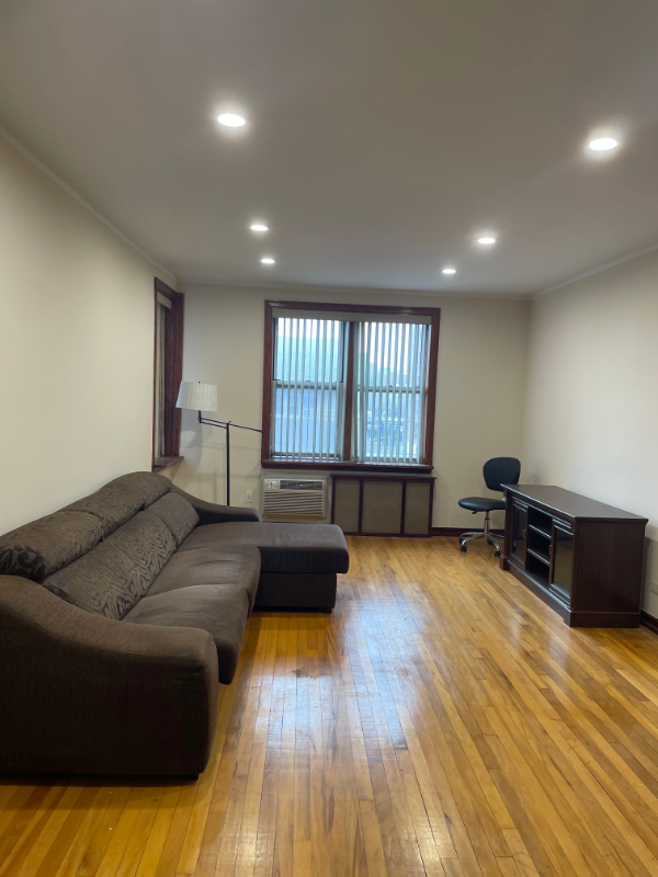 Foto principal - 2665 Homecrest Ave