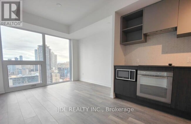 Building Photo - 82 Dalhousie St
