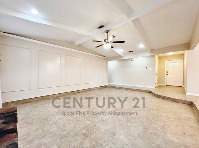 Building Photo - 3101 Murphy Dr