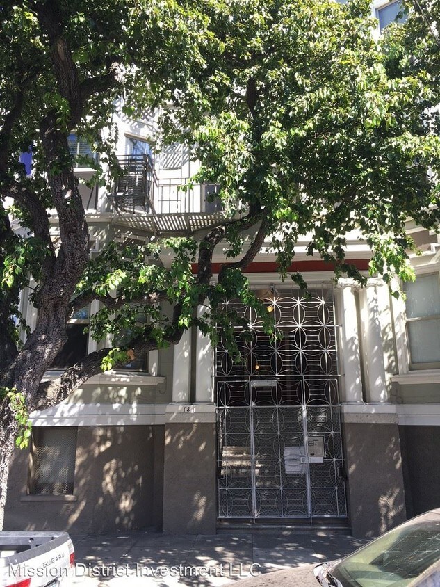 Foto principal - 181 Bartlett St