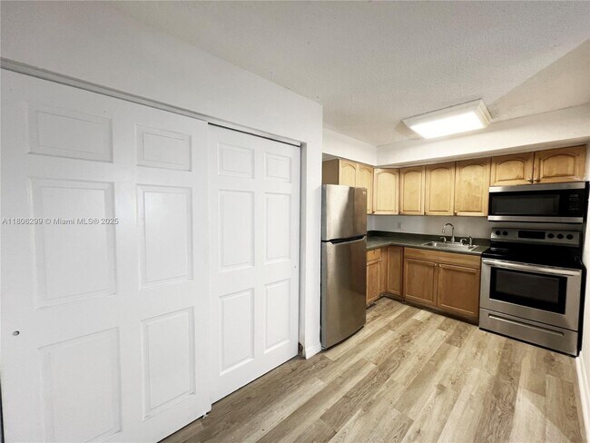 Building Photo - 65 NE 59th St