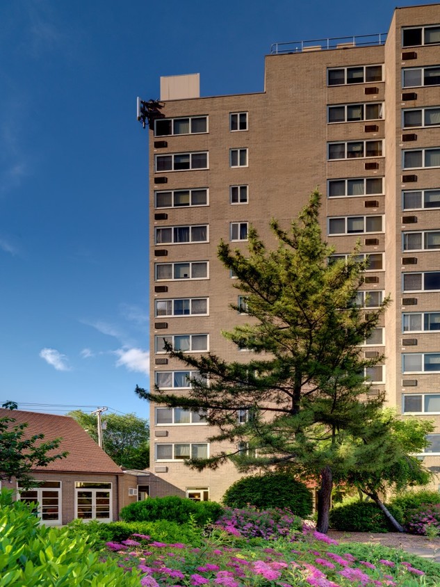 Building Photo - Edith Johnson Towers at Monterey Place