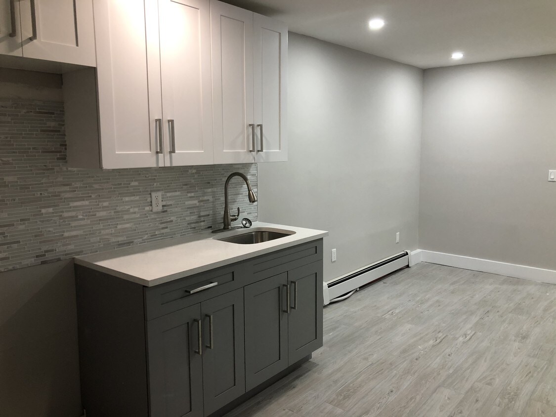 Foto principal - 62 Jordan Ave