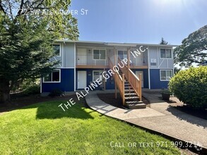 Building Photo - 17272 SW Alexander St