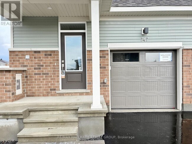 Building Photo - 747 Haflinger Row