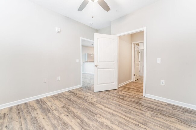 Building Photo - 1715 Sherwood St