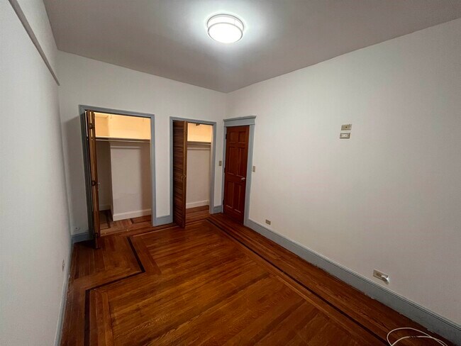 Foto del edificio - 635 Broadway