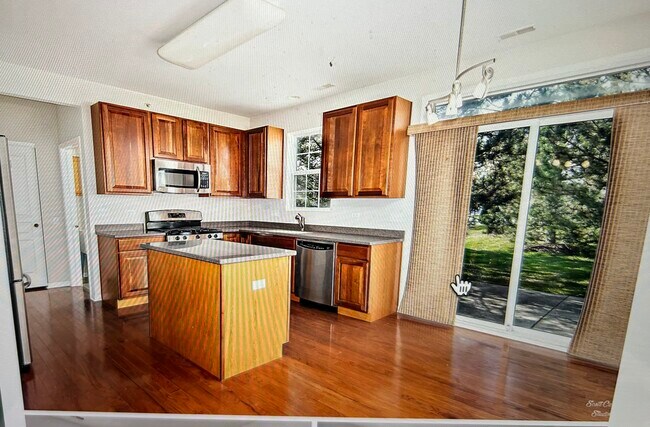 cocina - 13337 Oakwood Ave