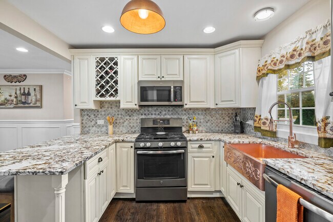 Foto del edificio - 8602 Oak Park Ave