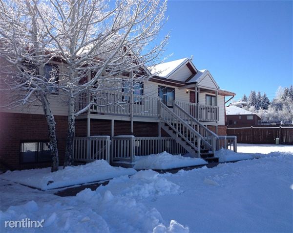 Primary Photo - 136 Silver Sage Dr