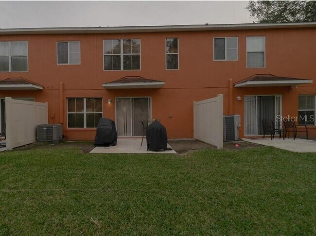 Building Photo - 10808 Johanna Ave