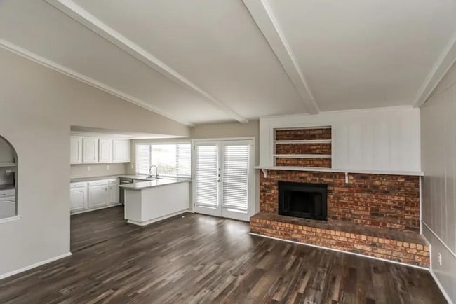 Foto del edificio - 501 Hardwood Trail