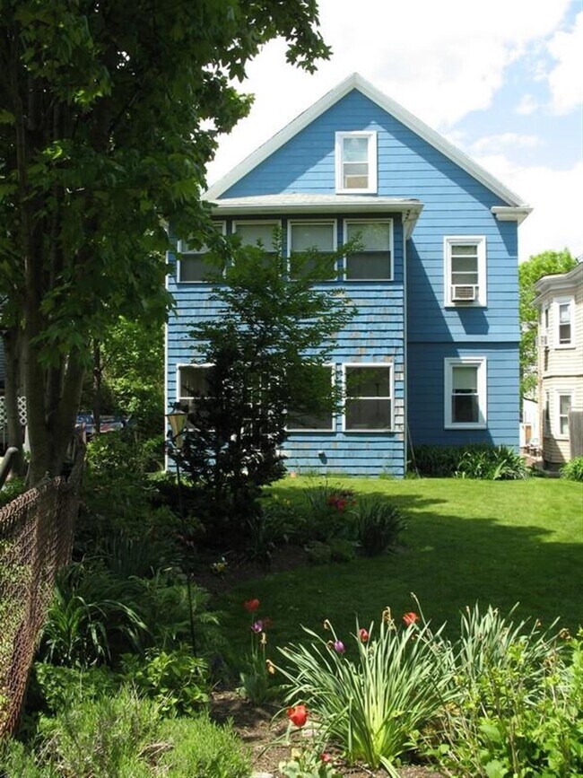 Foto del edificio - 14 Greenville St