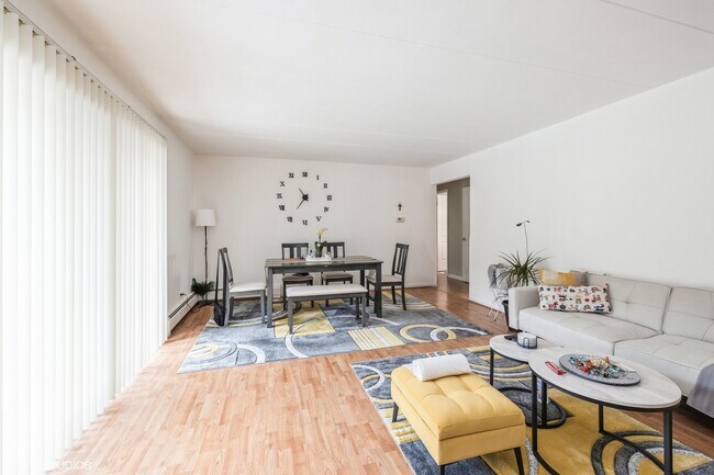 Foto del edificio - 6148 Kensington Ave