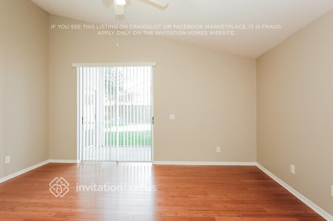 Building Photo - 9718 Bay Colony Dr