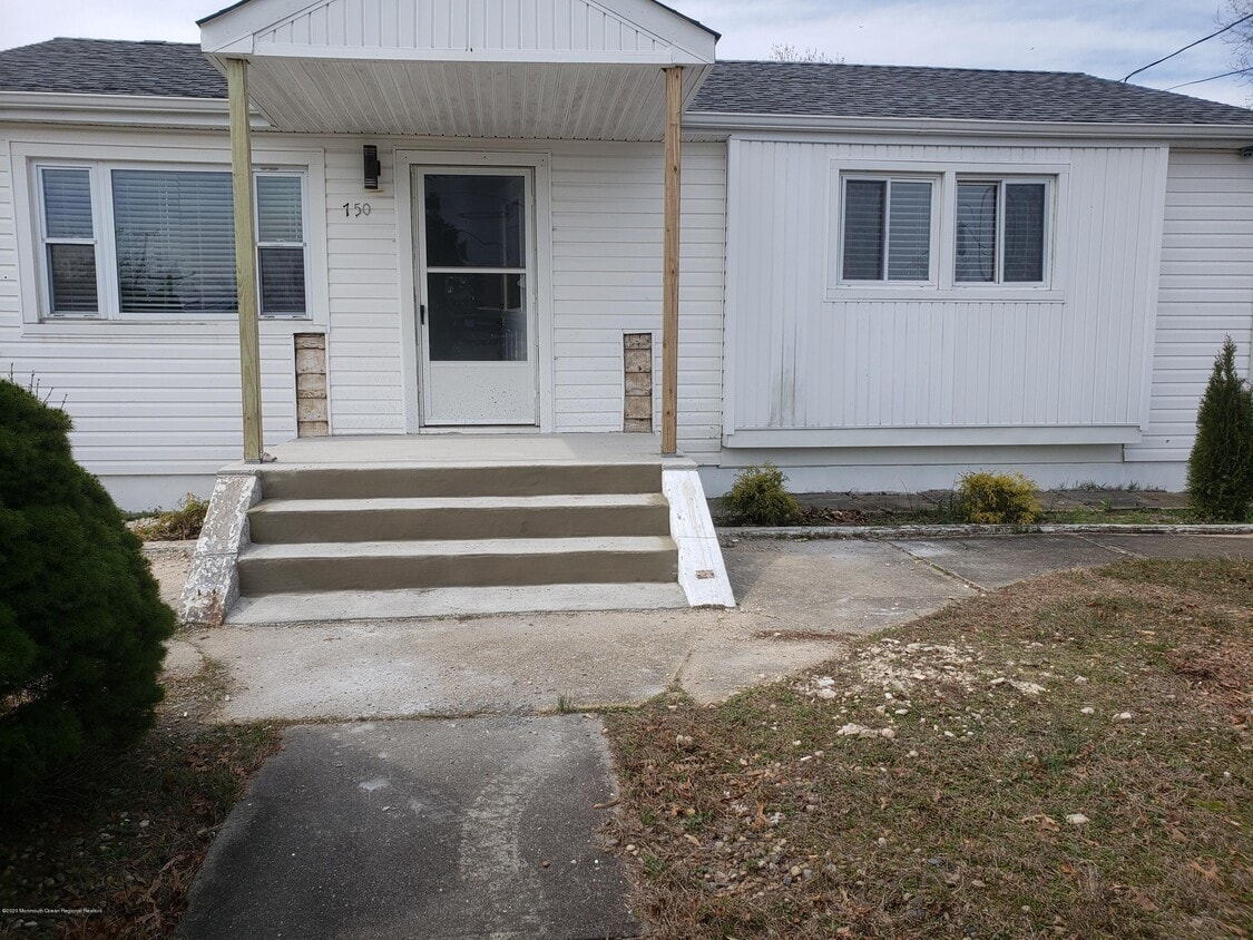 750 Fischer Blvd, Toms River, NJ 08753 House Rental in Toms River, NJ