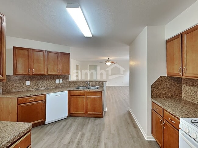 Foto del edificio - 11110 Vanilla Circle Ct