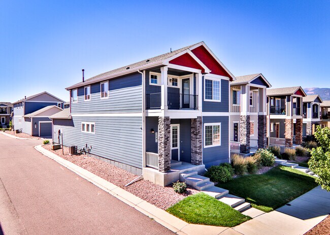Building Photo - 2481 Ellingwood Dr