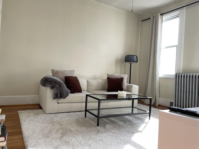 Foto del edificio - 317 22nd St