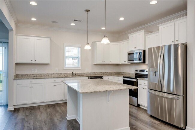 Foto del edificio - Home For Rent - 4050 Thinbleberry Drive Gr...
