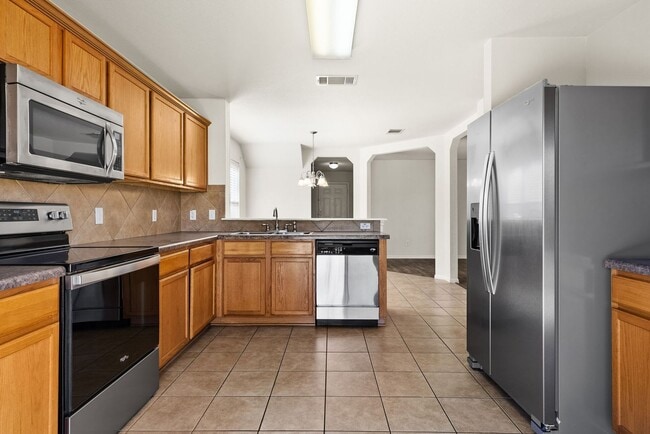 Building Photo - 5609 Capricorn Loop